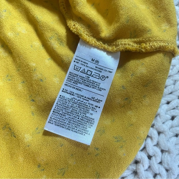 Old Navy Sunny Fit and Flare Crepe Dress for Girls Medium (8) - Picture 4 of 4